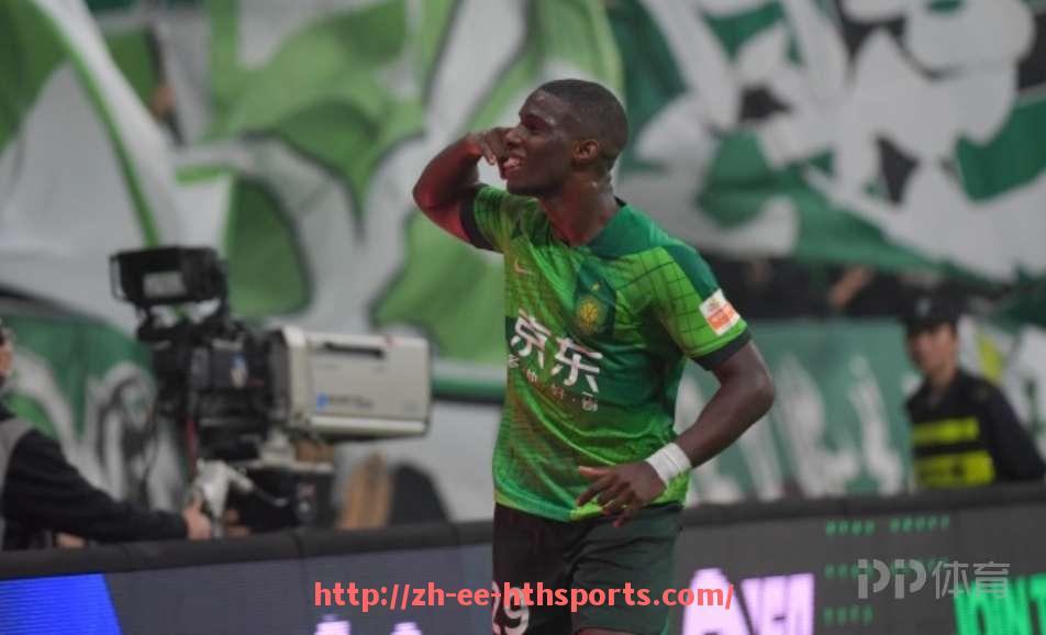 华体会hth登录入口-曼联英超15号球员的职业历程及关键比赛表现