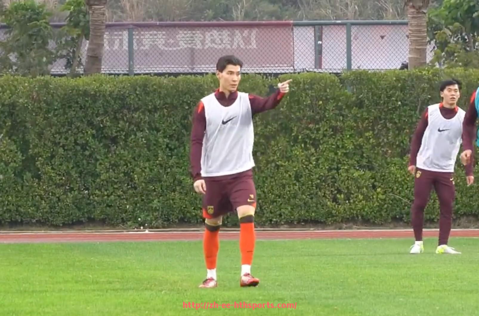 华体会hth登录入口-西甲榜首大战现场直播及战术分析